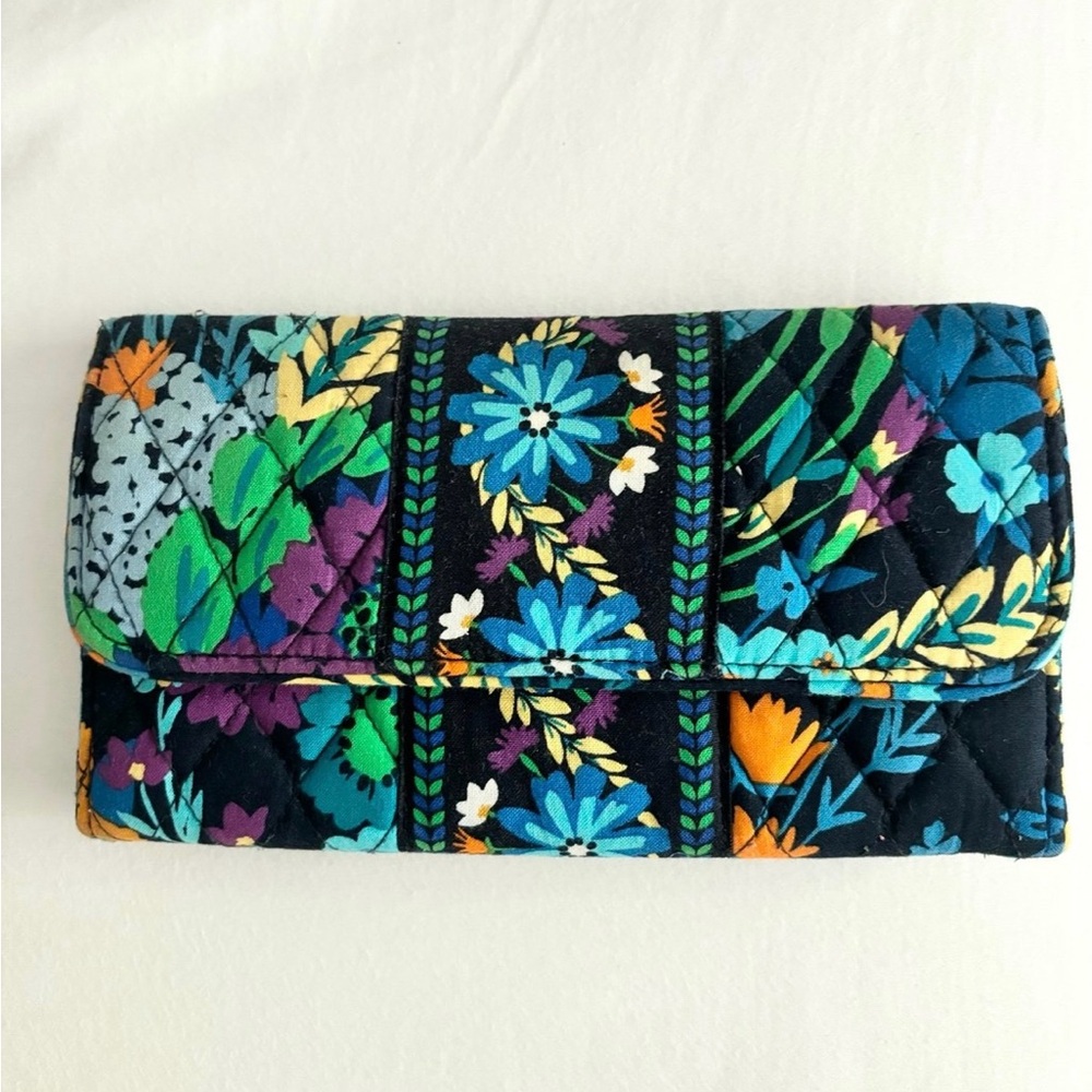 Vera Bradley Multicolor Floral Quilted Wallet Clutch